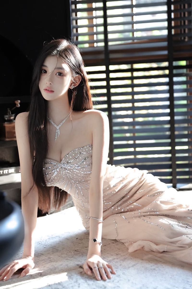 4c44efb61c4267e5ed32573257b08248-size-800x1200-1773478842469.jpg